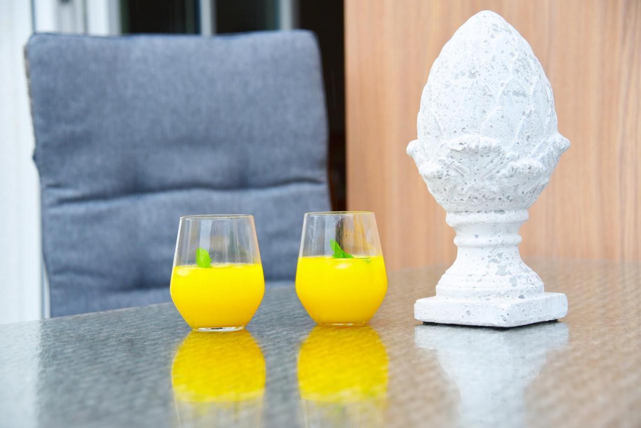 Apartament Antike & Modern Deluxe 2 Mit Terrasse Leipheim Zewnętrze zdjęcie